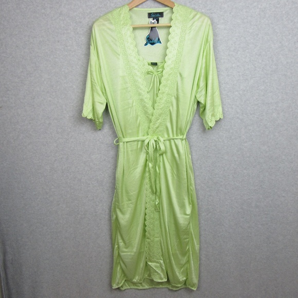 Two Piece Chamise and Robe / Night Gown Set Green - Picture 1 of 6